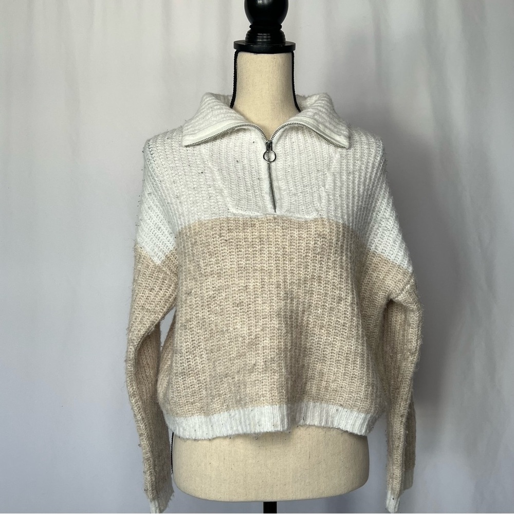 Jessica Simpson Wool Blend Beige White Long Sleeve Women Sweater Size Small